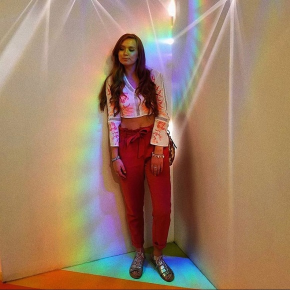 H&M Floral Crop Sheer Shirt - Picture 2 of 8